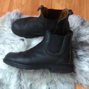 Classic Black Blundstones